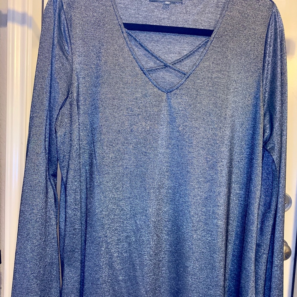 89th & Madison Silver Metallic Top